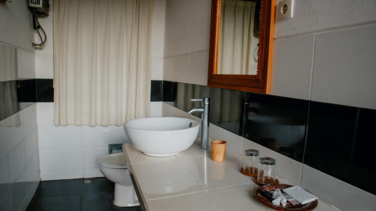 Puri Sunny Guesthouse Munduk エクステリア 写真